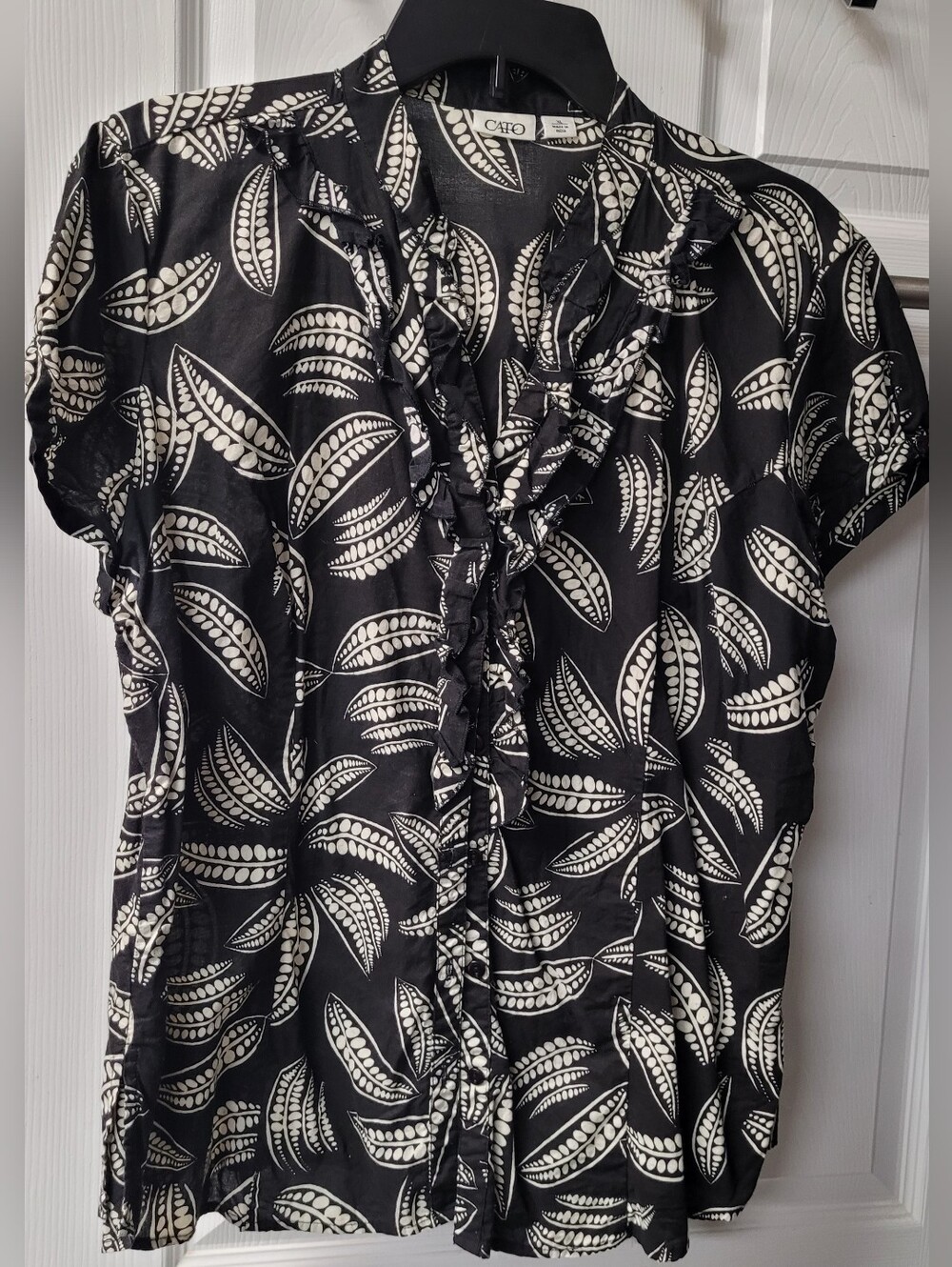 Cato Black and White Ruffle Front Short Sleeve Blouse